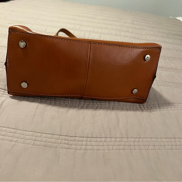 HOBO Rich Brown Leather Shoulder Bag - Picture 5 of 7